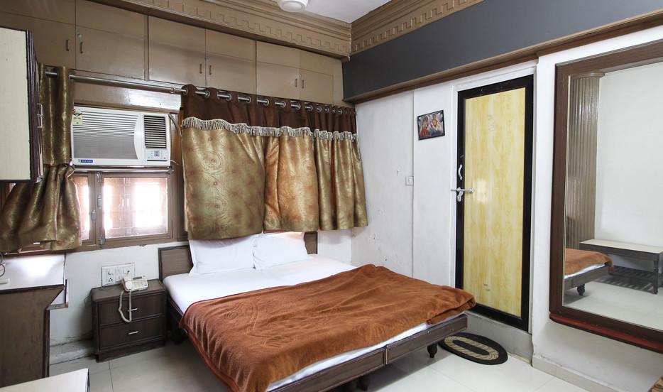 Hotel Maninagar Residency Batwa Exterior photo